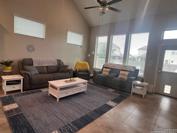 $2,700 | 8224 Limerick Falls, San Antonio, TX 78253