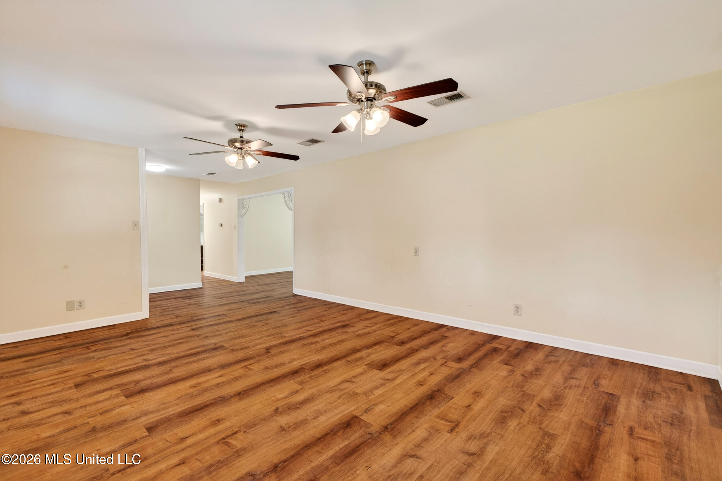 43 Alan Road Carriere, MS 39426 - Photo 13 of 51 20_livingroom3