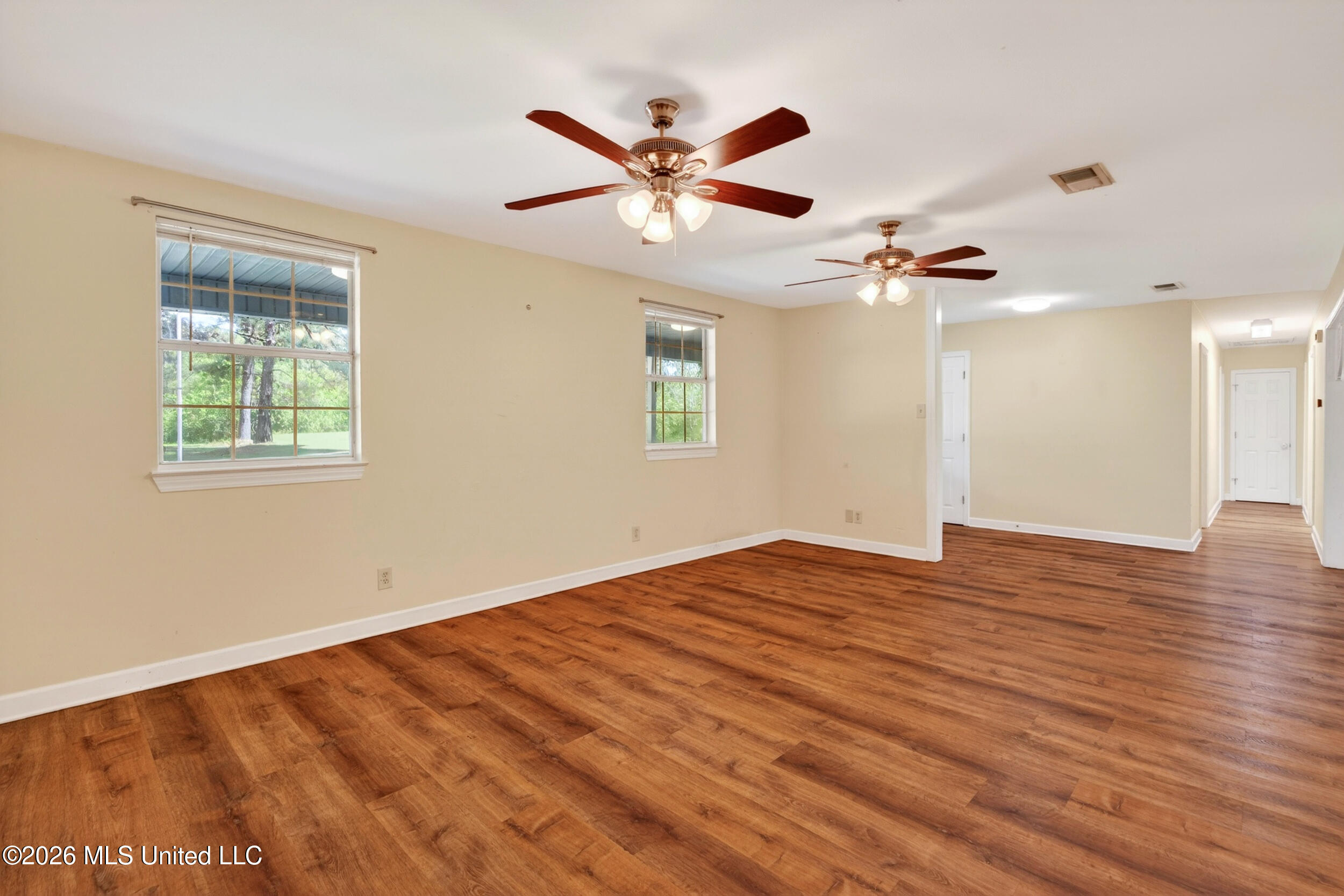 43 Alan Road Carriere, MS 39426 - Photo 14 of 51 21_livingroom4