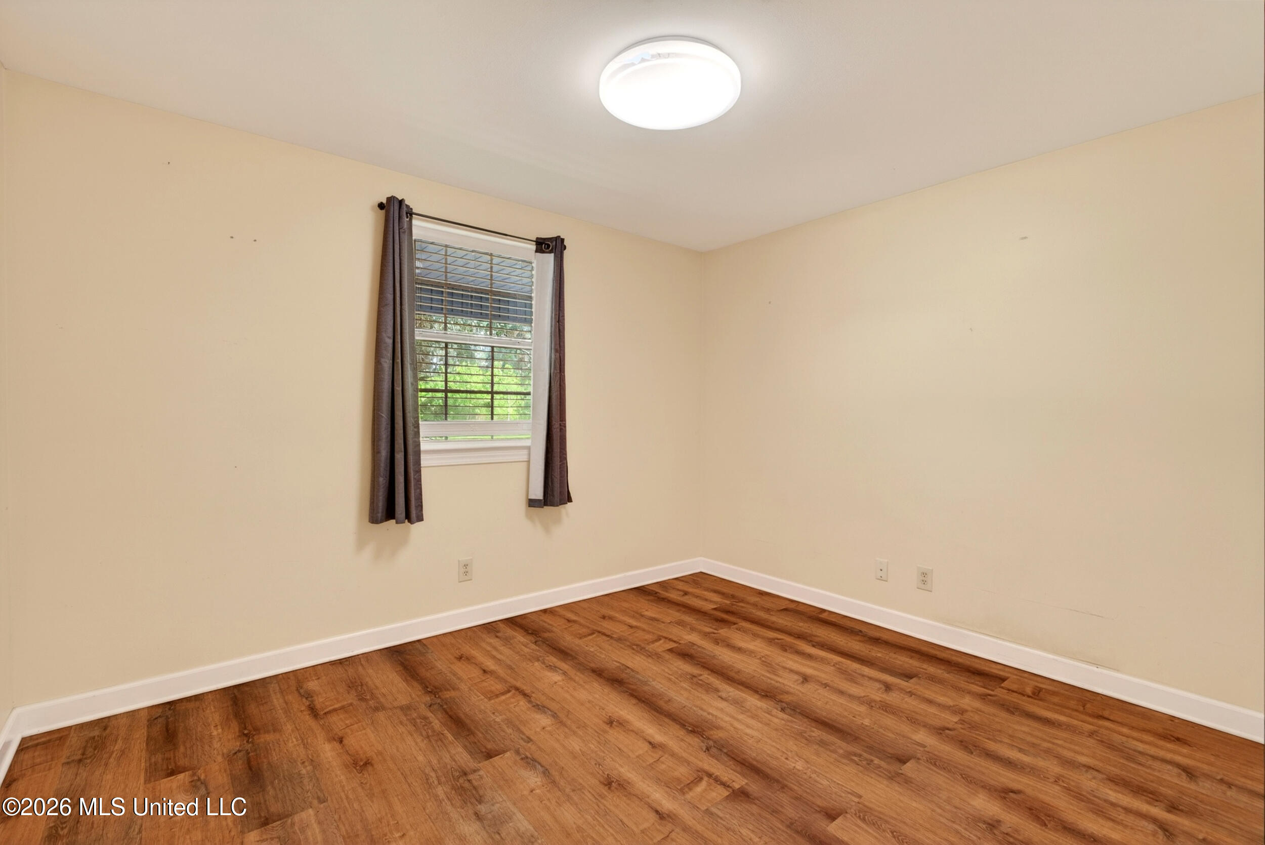 43 Alan Road Carriere, MS 39426 - Photo 22 of 51 31_bedroom1