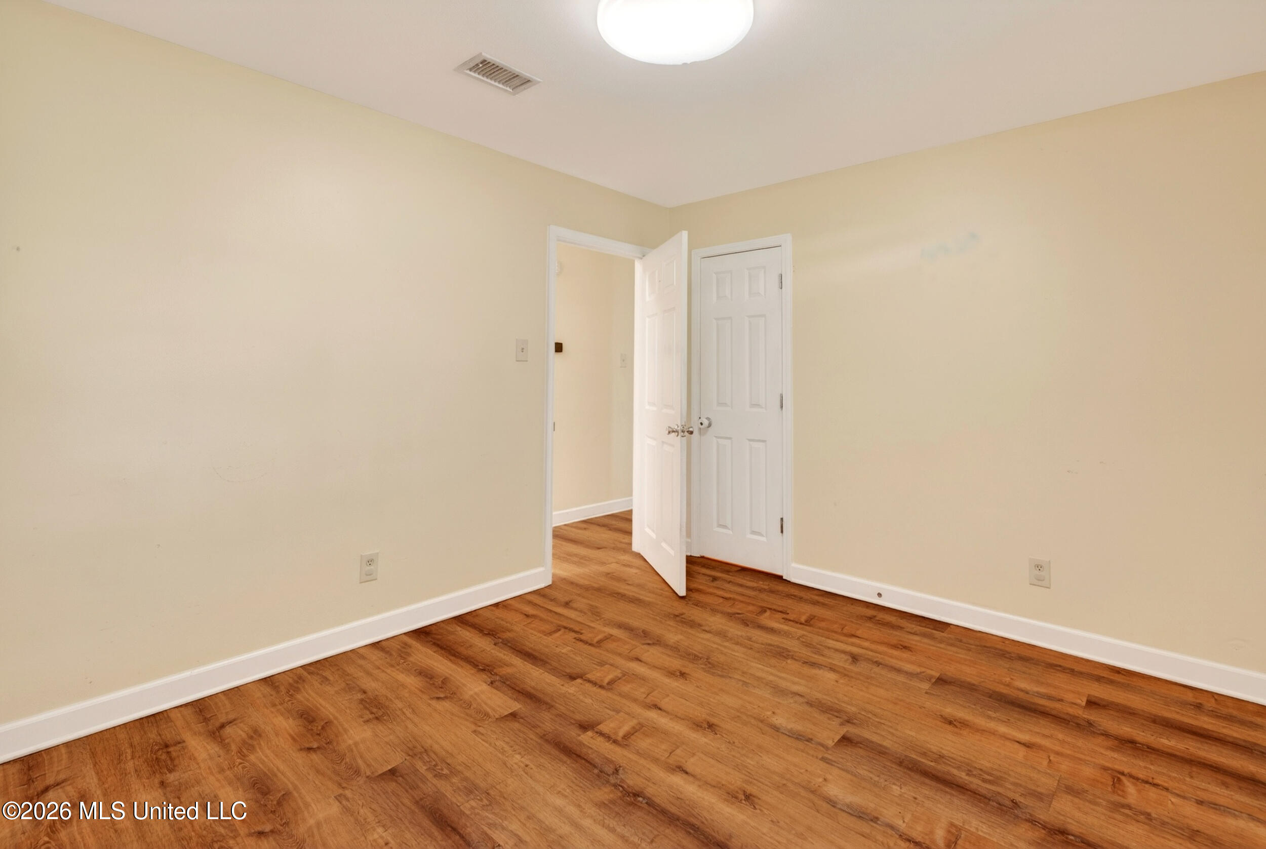 43 Alan Road Carriere, MS 39426 - Photo 23 of 51 32_bedroom1.2