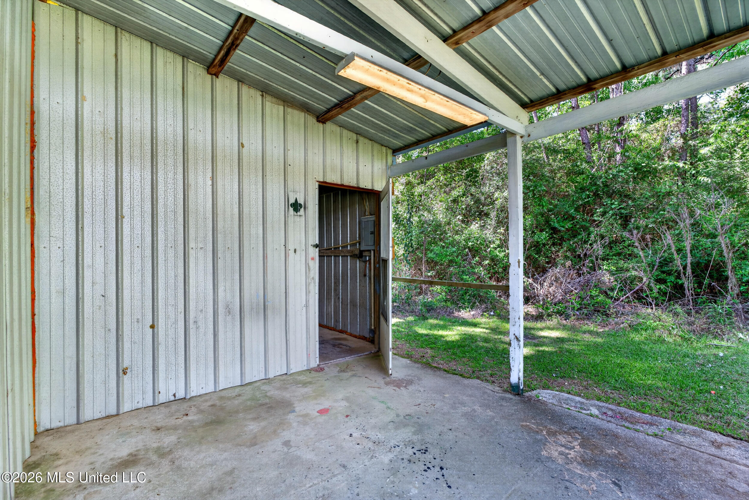 43 Alan Road Carriere, MS 39426 - Photo 41 of 51 50_entrancetoshed