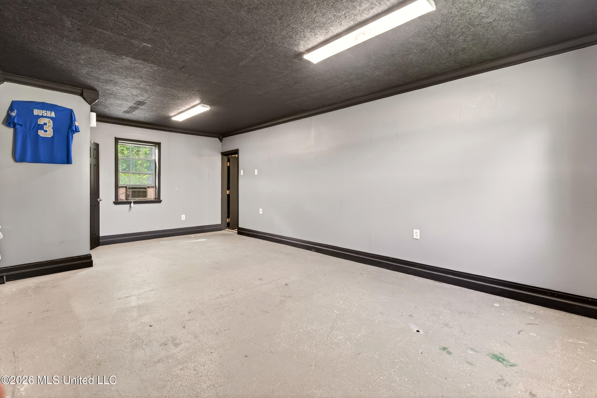 43 Alan Road Carriere, MS 39426 - Photo 44 of 51 53_shedinside3