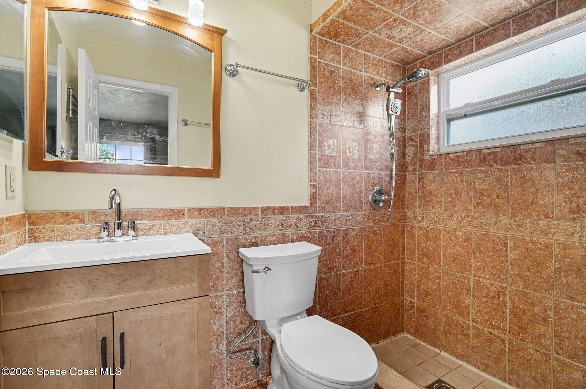 1855 Port View Avenue Deltona, FL 32738 - Photo 11 of 27 022_file_4571