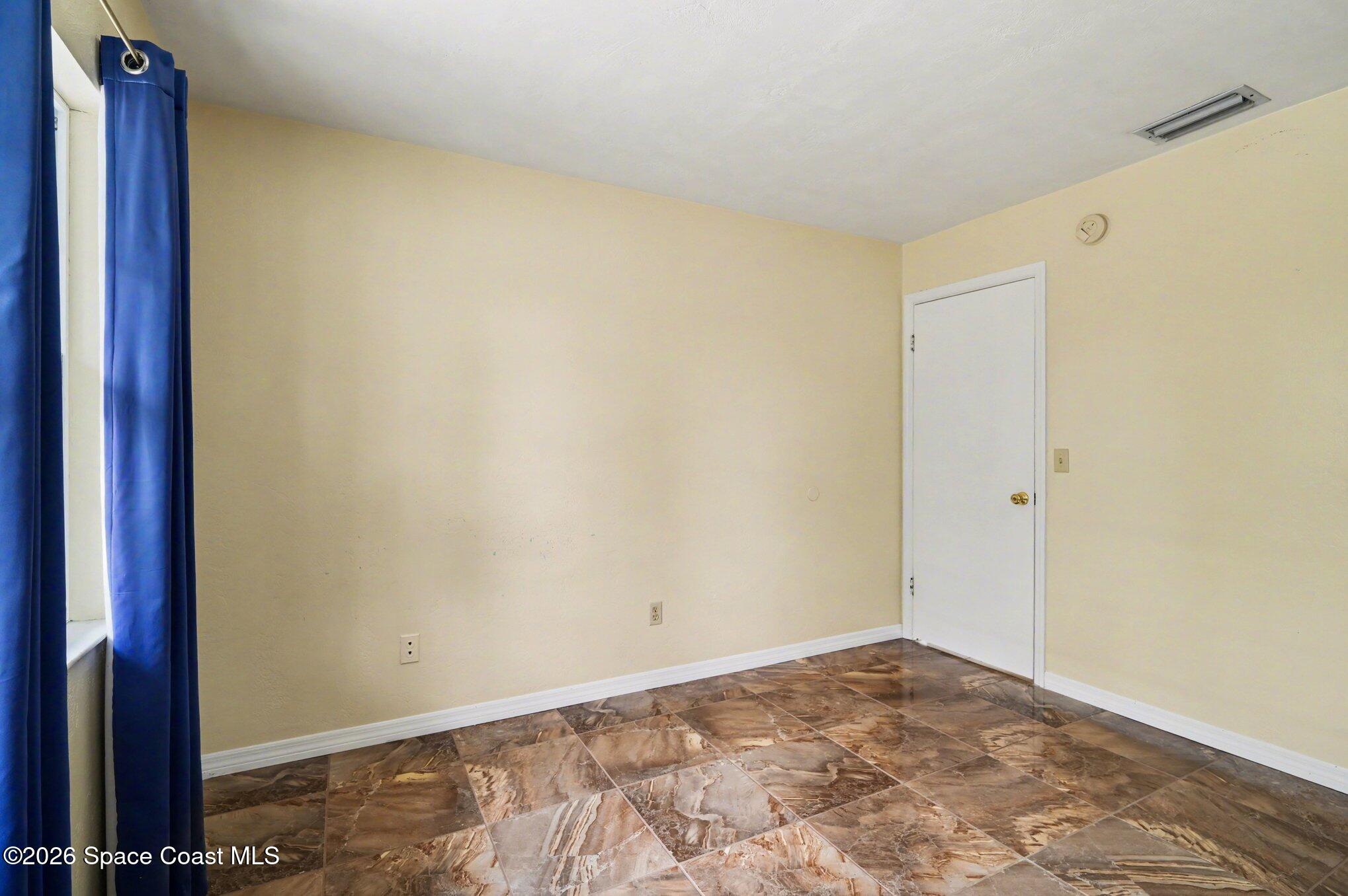 1855 Port View Avenue Deltona, FL 32738 - Photo 17 of 27 019_file_5035