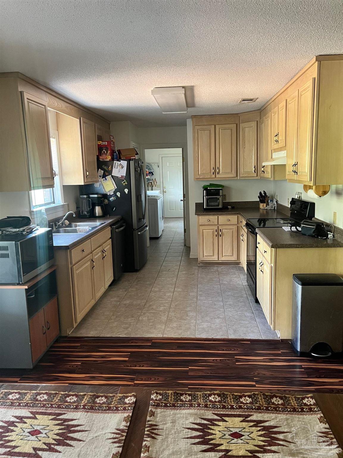 2442 Lawrence Cooley Road Milton, FL 32570 - Photo 8 of 48