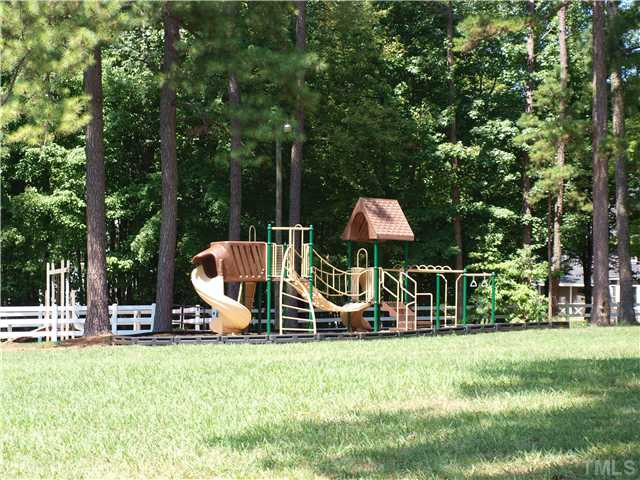 3404 Stallion Court Raleigh, NC 27613 - Photo 21 of 23 Photo 21