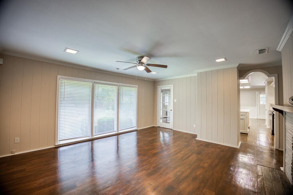 20 Sunset Road Palestine, TX 75801 - Photo 12 of 44 Gallery Image 12