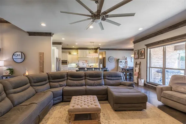 $599,999 | 133 Zachry Avenue, Tuscola, TX 79562