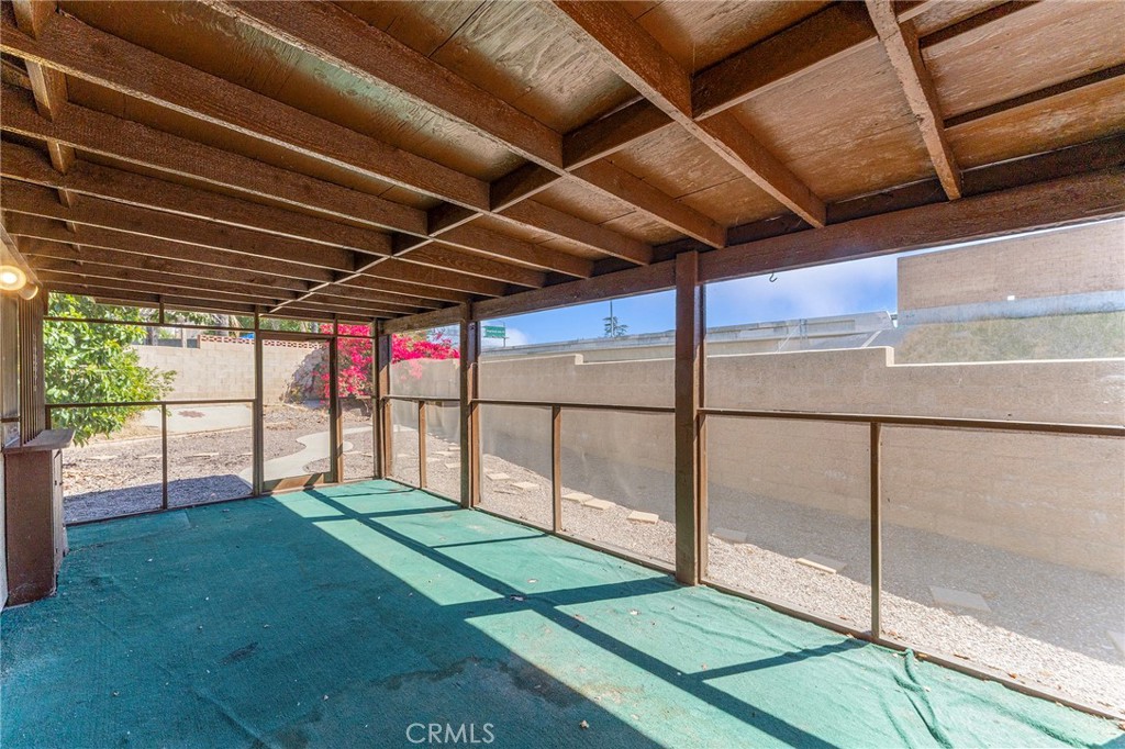 27875 Rainbow Lane Highland, CA 92346 - Photo 24 of 37