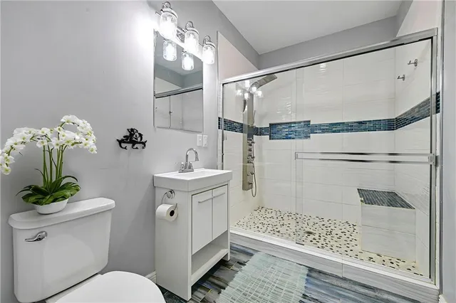 $410,000 | 6700 North Charleston Drive, Kansas City, MO 64119