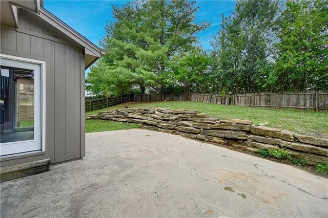 $410,000 | 6700 North Charleston Drive, Kansas City, MO 64119