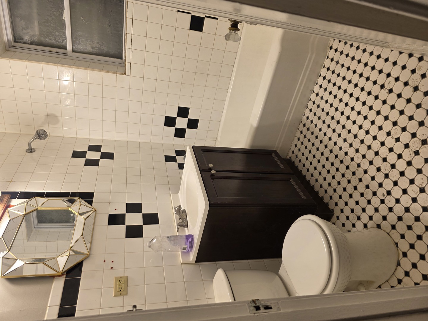 311 Memorial Drive, Unit 1 Calumet City, IL 60409 - Photo 5 of 7 a bathroom with a sink and a mirror
