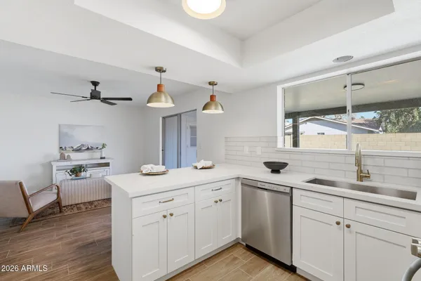 $450,000 | 709 North Linden Circle, Mesa, AZ 85203