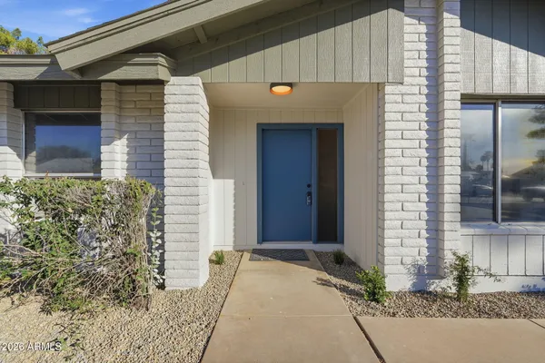 $450,000 | 709 North Linden Circle, Mesa, AZ 85203