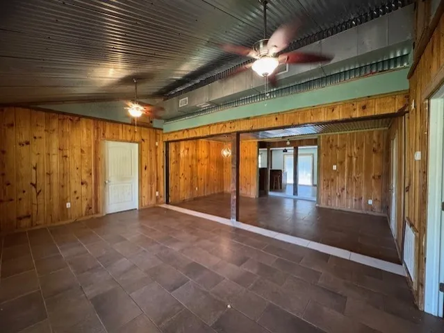 a view of empty room