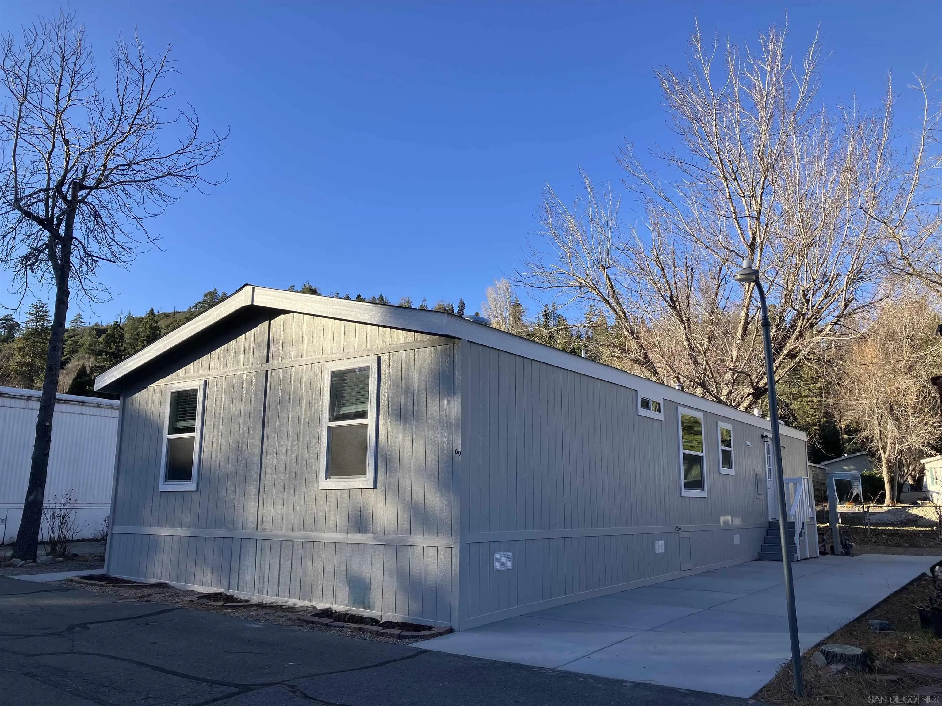 22899 Byron Road, Unit 69 Crestline, CA 92325 - Photo 2 of 3