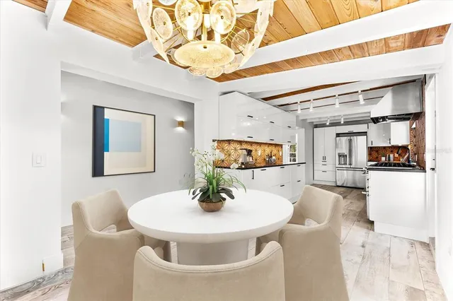 $1,100,000 | 8234 Midnight Pass Road, Sarasota, FL 34242