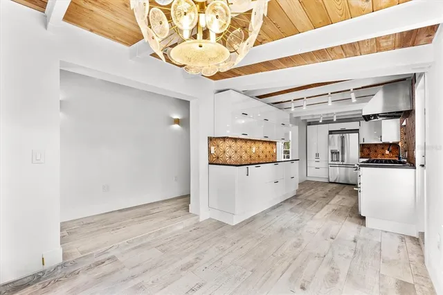 $1,100,000 | 8234 Midnight Pass Road, Sarasota, FL 34242