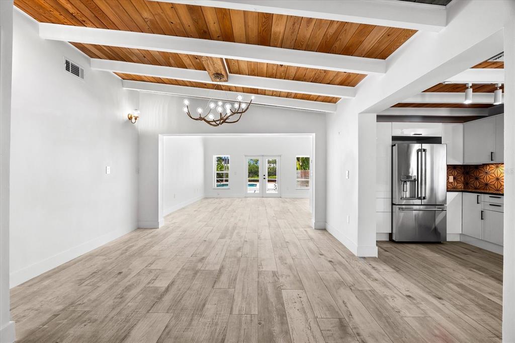 8234 Midnight Pass Road Sarasota, FL 34242 - Photo 16 of 98