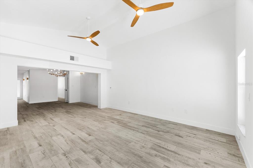 8234 Midnight Pass Road Sarasota, FL 34242 - Photo 19 of 98