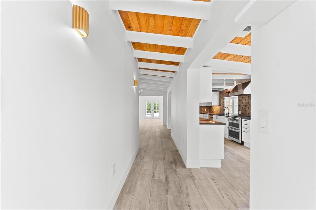 8234 Midnight Pass Road Sarasota, FL 34242 - Photo 24 of 98