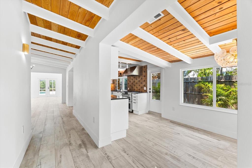 8234 Midnight Pass Road Sarasota, FL 34242 - Photo 25 of 98