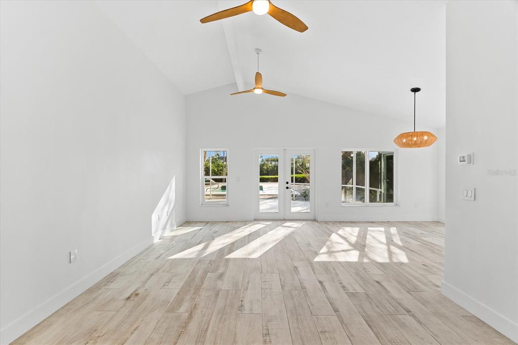 8234 Midnight Pass Road Sarasota, FL 34242 - Photo 32 of 98