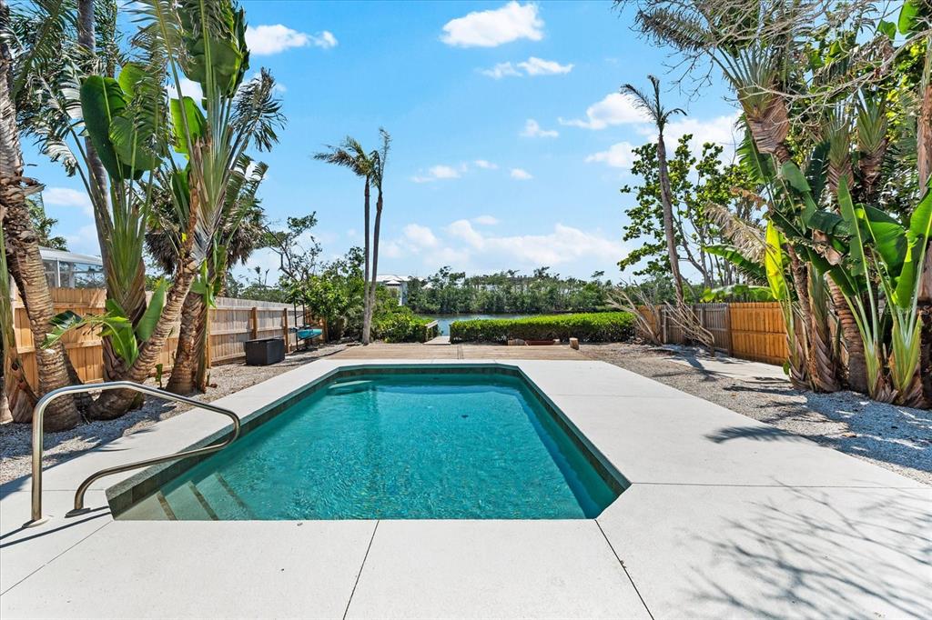 8234 Midnight Pass Road Sarasota, FL 34242 - Photo 57 of 98