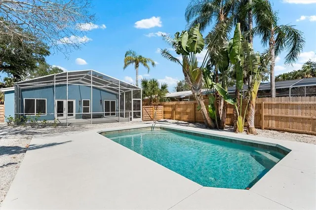$1,100,000 | 8234 Midnight Pass Road, Sarasota, FL 34242