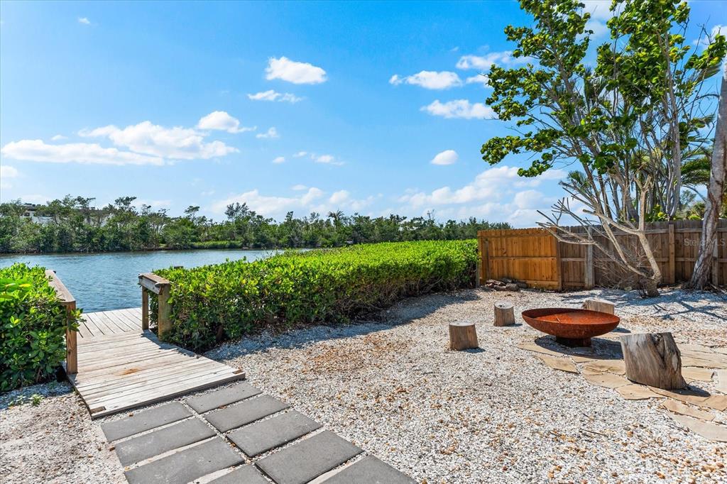 8234 Midnight Pass Road Sarasota, FL 34242 - Photo 67 of 98