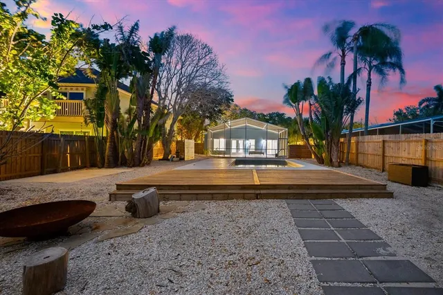 $1,100,000 | 8234 Midnight Pass Road, Sarasota, FL 34242