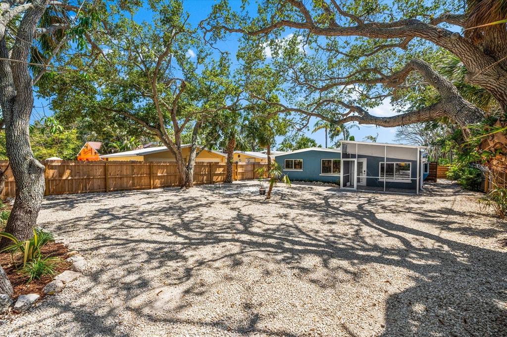 8234 Midnight Pass Road Sarasota, FL 34242 - Photo 73 of 98