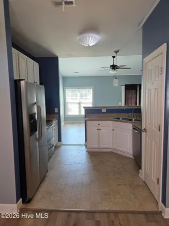 $1,600 | 128 Brian's Woods Road, Maple Hill, NC 28454