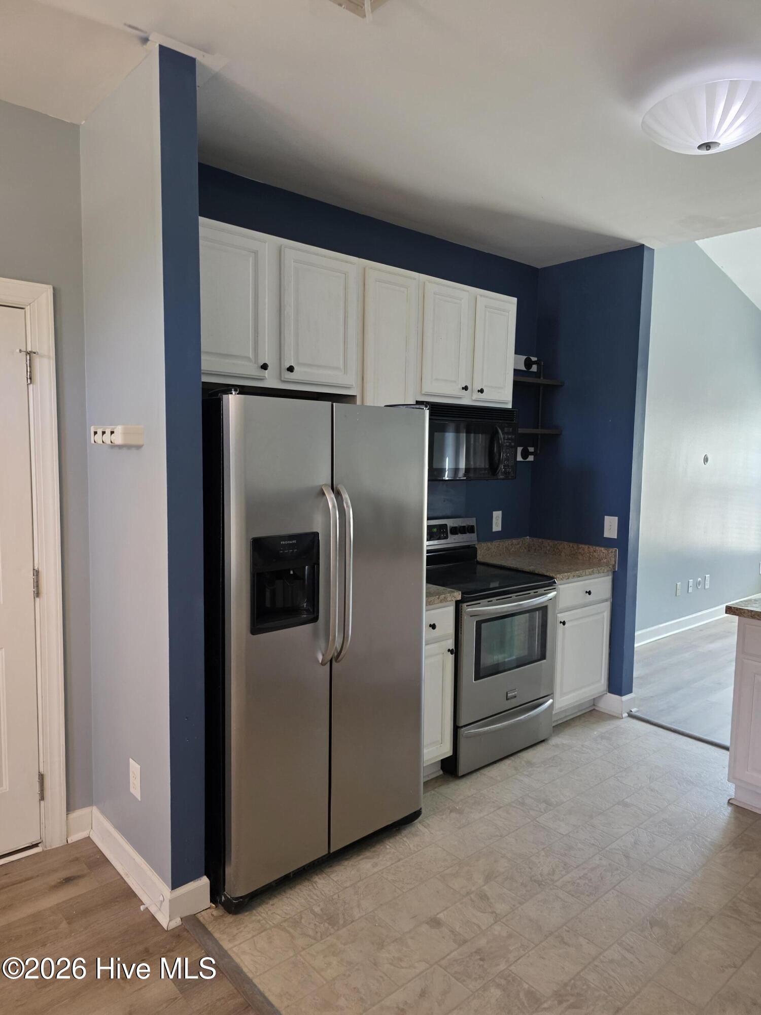 128 Brian's Woods Road Maple Hill, NC 28454 - Photo 7 of 17 7