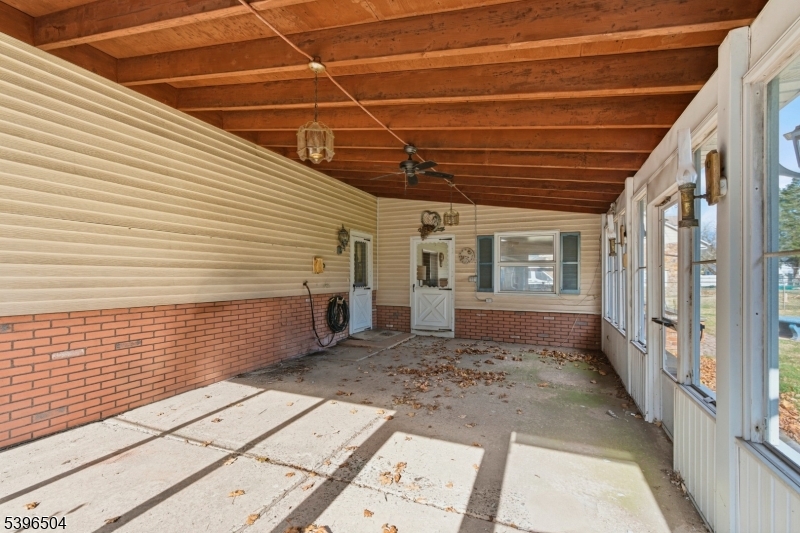 10 Red Oak Way Bridgewater, NJ 08807 - Photo 22 of 30 a view of a porch