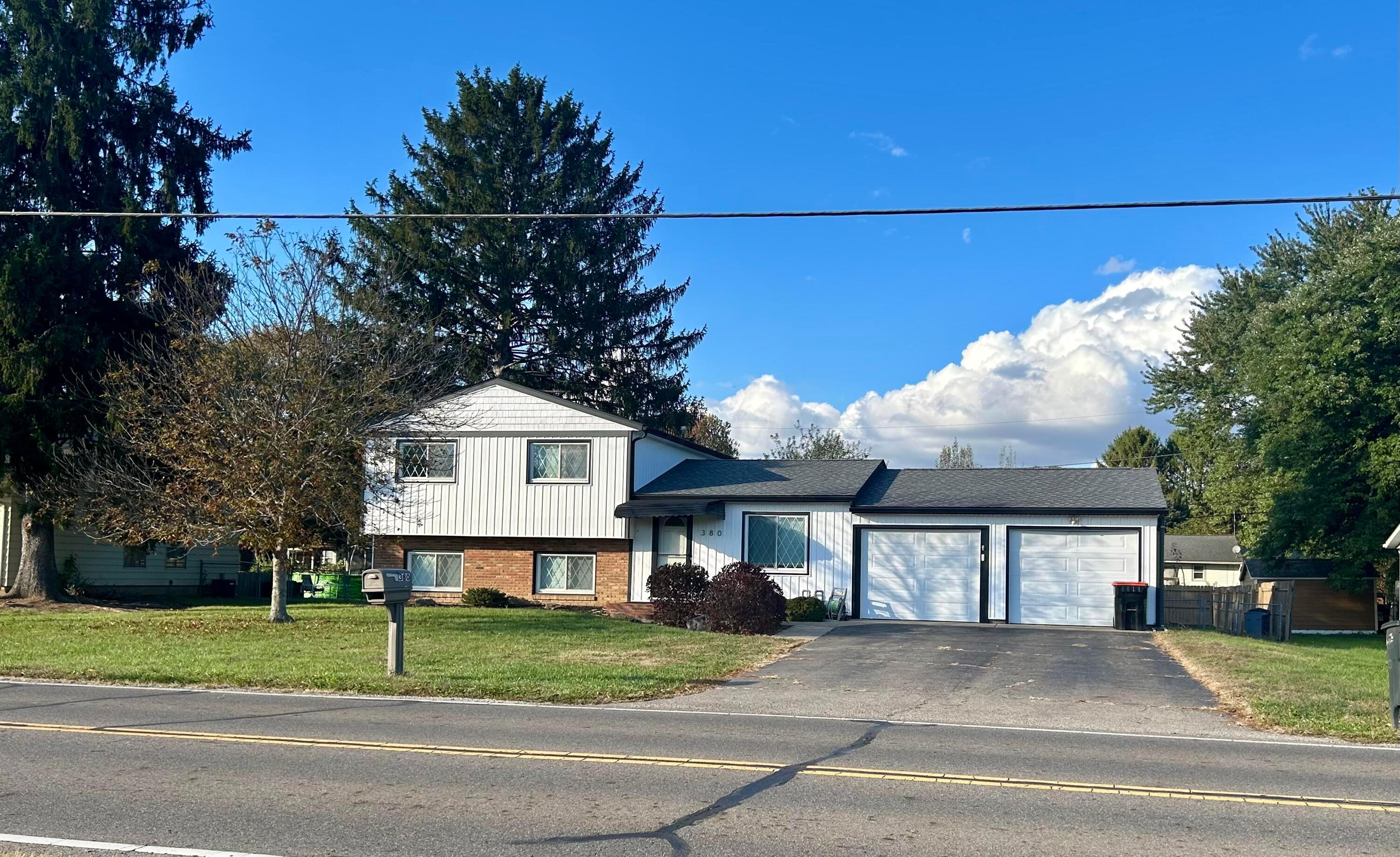 380 Goose Pond Road Newark, OH 43055 - Photo 1 of 25 IMG_3967