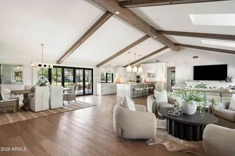 $5,750,000 | 8202 North 74th Place, Scottsdale, AZ 85258