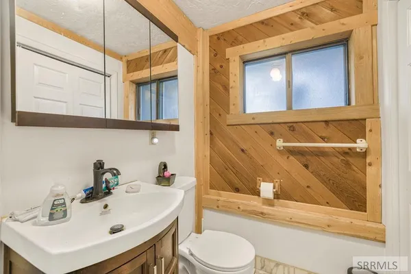 $2,100 | 4671 North 495 West, Rexburg, ID 83440