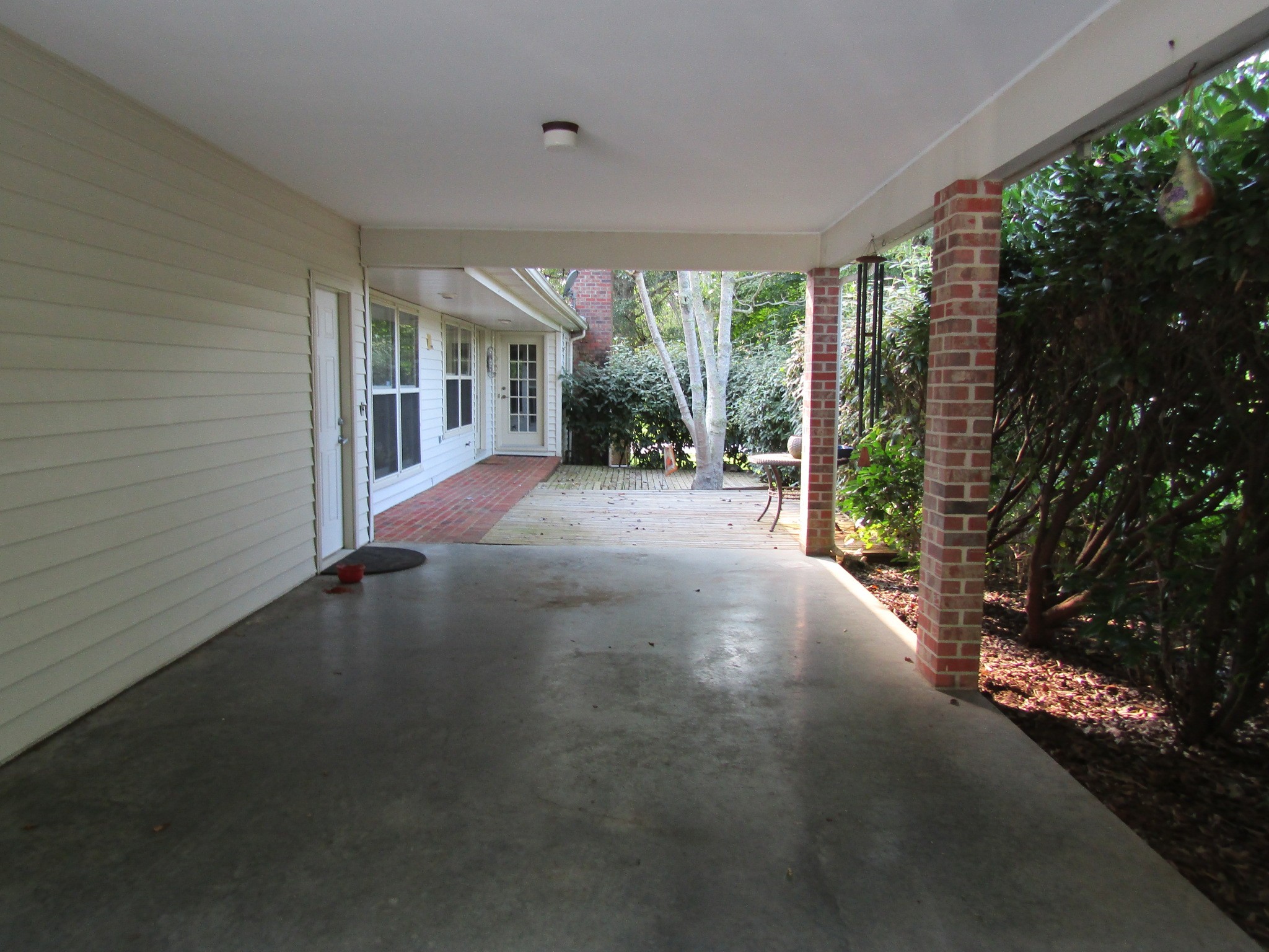 320 Post Road McMinnville, TN 37110 - Photo 2 of 33