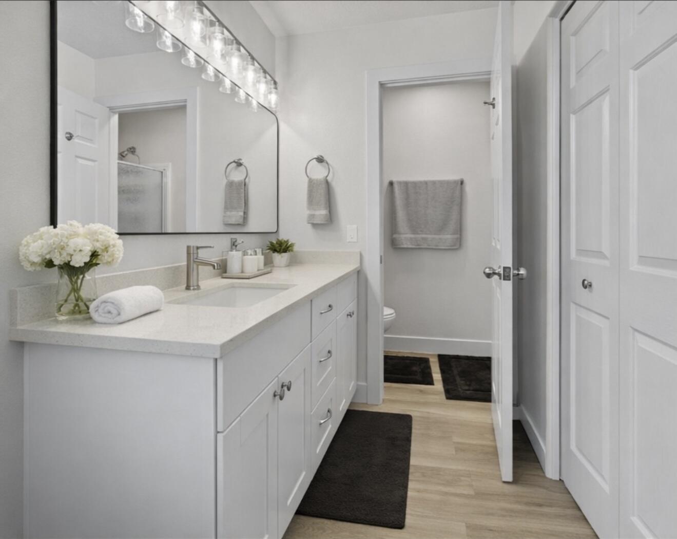 2550 East 610 North, Unit 2 St. George, UT 84790 - Photo 12 of 25 Primary Bath Unit B
