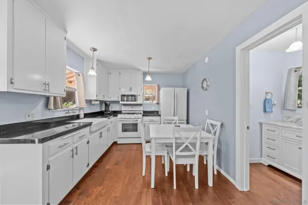$449,000 | 52910 Cedar Drive, Idyllwild, CA 92549