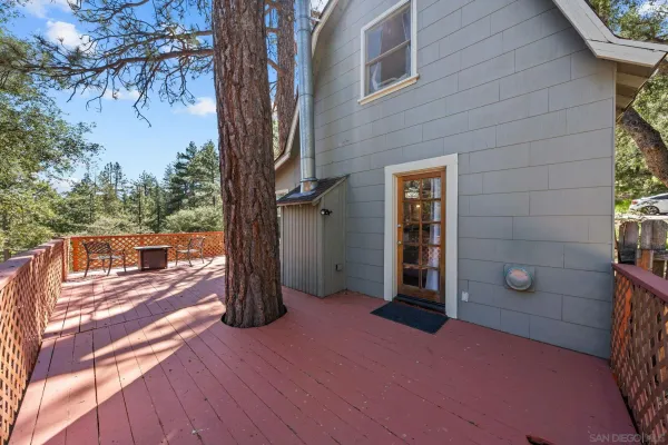 $449,000 | 52910 Cedar Drive, Idyllwild, CA 92549