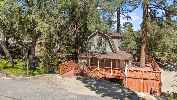 $449,000 | 52910 Cedar Drive, Idyllwild, CA 92549