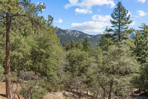 $449,000 | 52910 Cedar Drive, Idyllwild, CA 92549