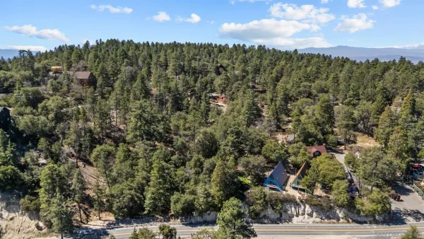 $449,000 | 52910 Cedar Drive, Idyllwild, CA 92549