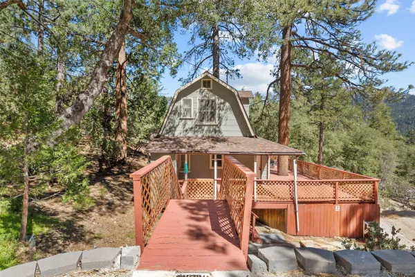 $449,000 | 52910 Cedar Drive, Idyllwild, CA 92549
