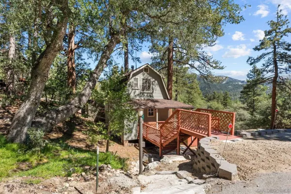 $449,000 | 52910 Cedar Drive, Idyllwild, CA 92549