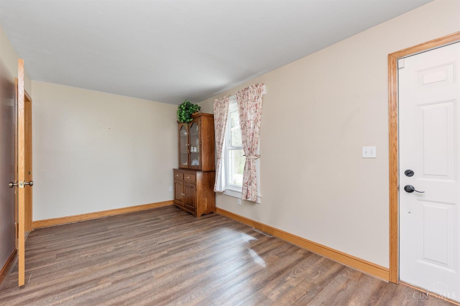 5400 Graces Run Road Seaman, OH 45679 - Photo 4 of 28