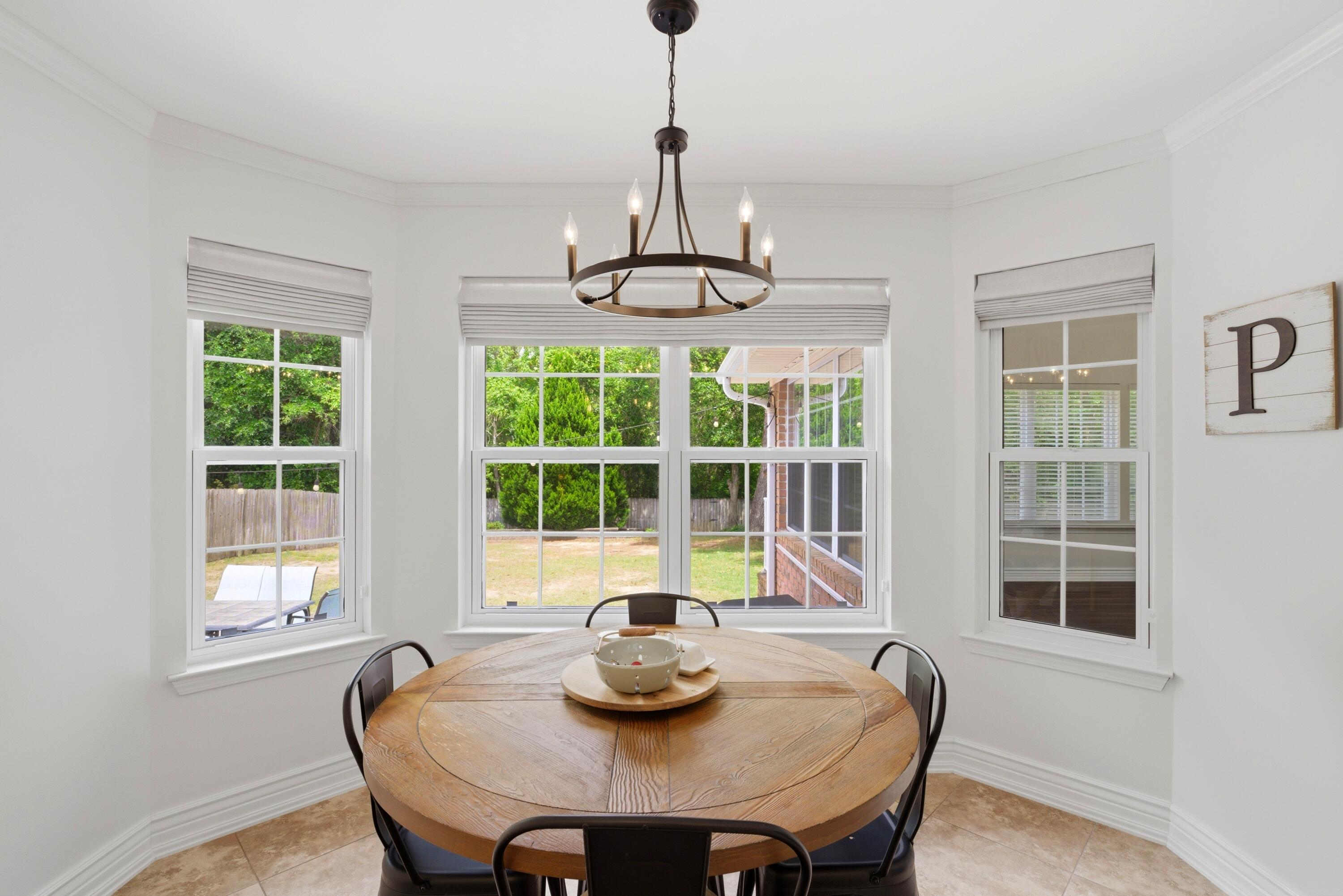 6032 Forest Green Road Pensacola, FL 32505 - Photo 11 of 37 Breakfast Nook